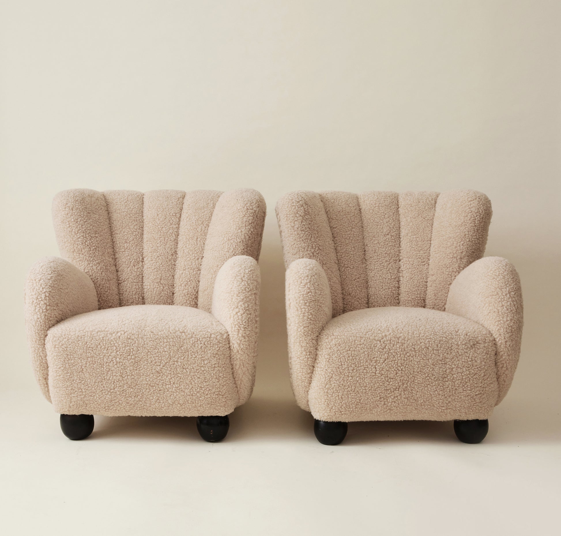 Danish Cabinetmaker Lounge Chairs in Ivory Shearling, 1940's, a pair