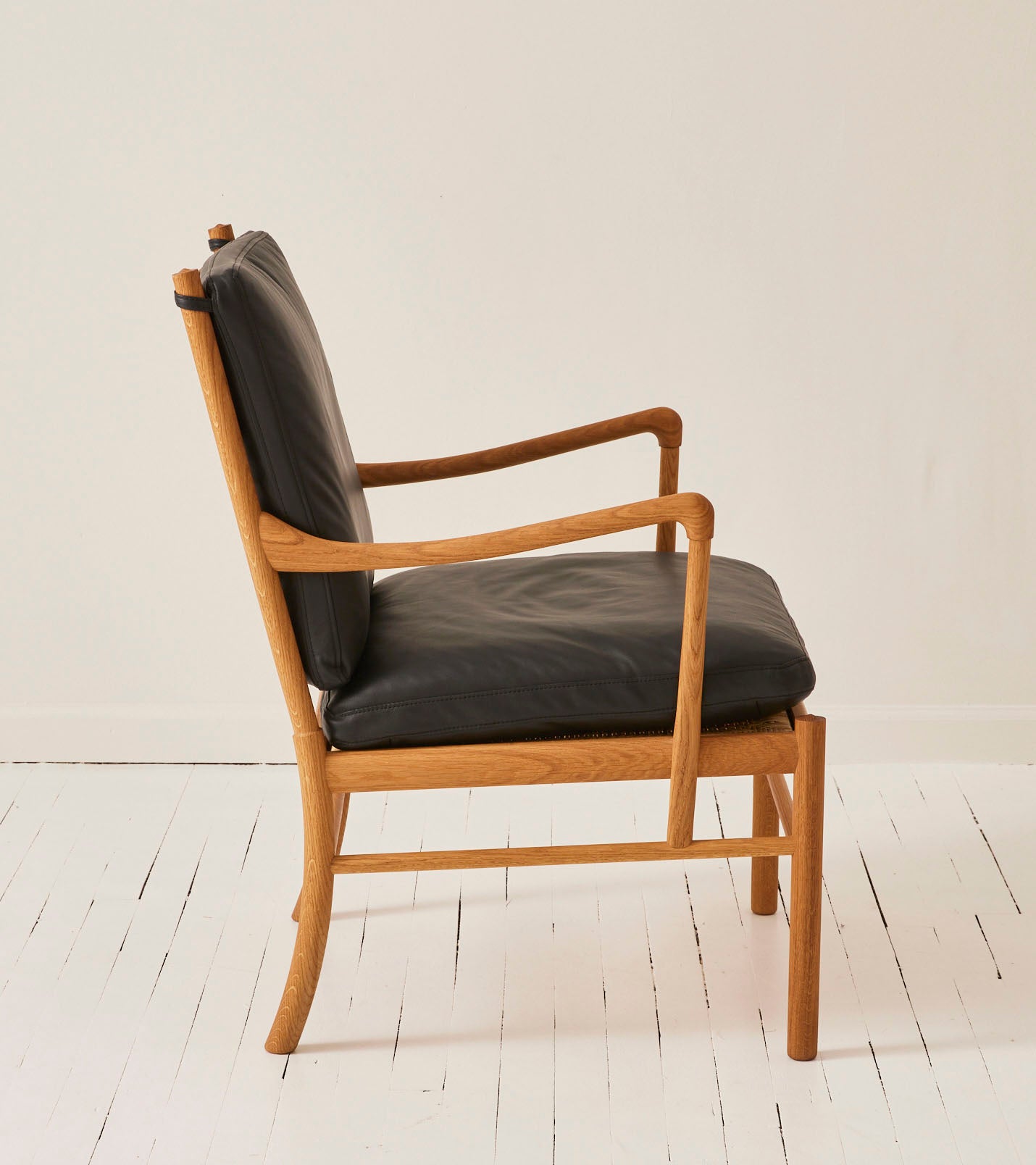 Ole Wanscher OW149  "Colonial" Chair in Oak With Leather Cushions, made by Carl Hansen and Son