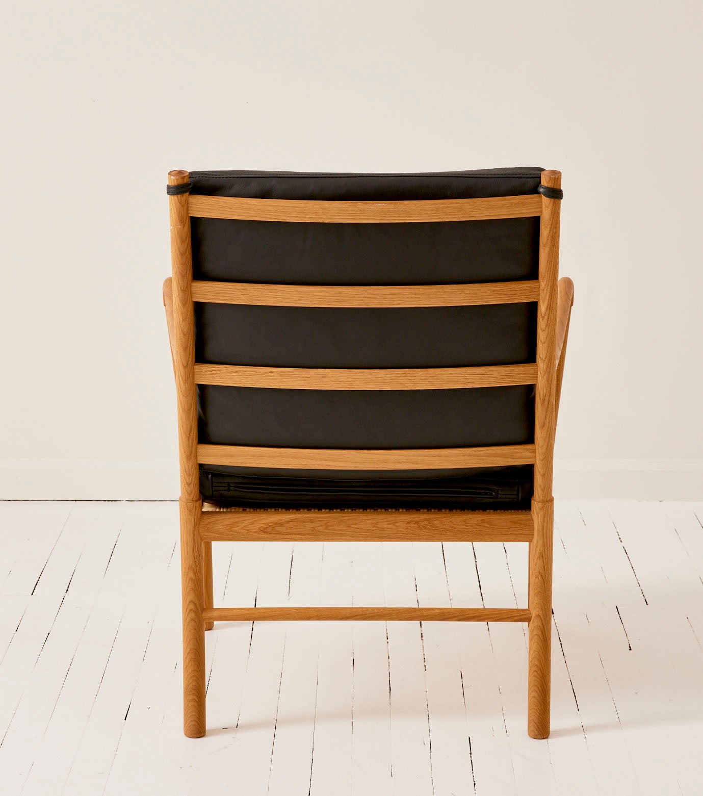 Ole Wanscher OW149  "Colonial" Chair in Oak With Leather Cushions, made by Carl Hansen and Son