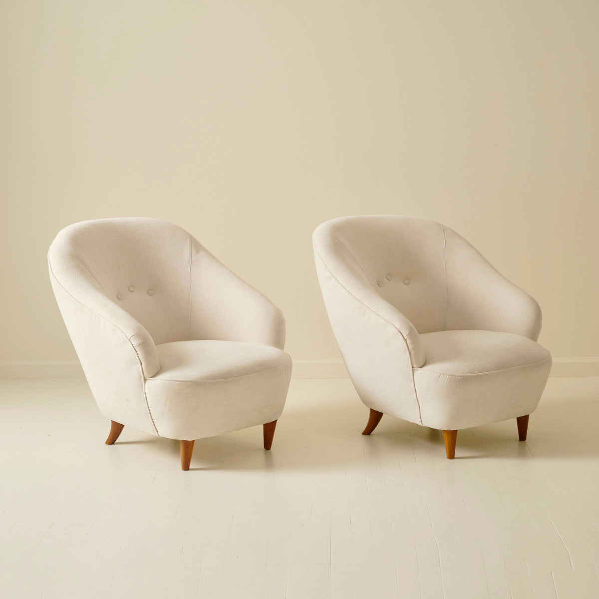 Gio Ponti by Casa & Giardino Armchairs, a Pair, 1940s