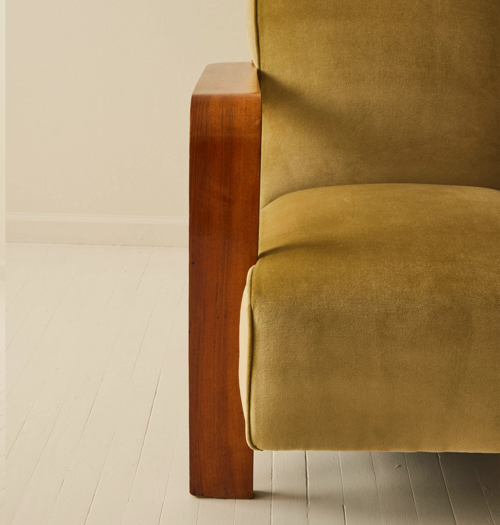 Italian Art Deco Lounge Chairs in Velvet, a pair, 1930's.