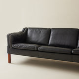 Borge Mogensen, Model 2213 Black Leather Sofa, Manufactured by Fredericia Stolefabrik