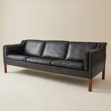 Borge Mogensen, Model 2213 Black Leather Sofa, Manufactured by Fredericia Stolefabrik