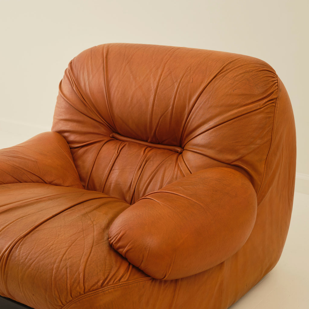 Claudio Vagnoni “Malù” Italian Post Modern Leather Armchairs, a Pair, 1970s