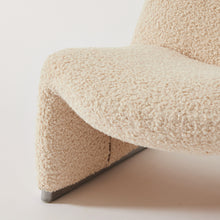Load image into Gallery viewer, Giancarlo Piretti &quot;Alky&quot; Boucle Shearling Lounge chairs, a Pair, 1969
