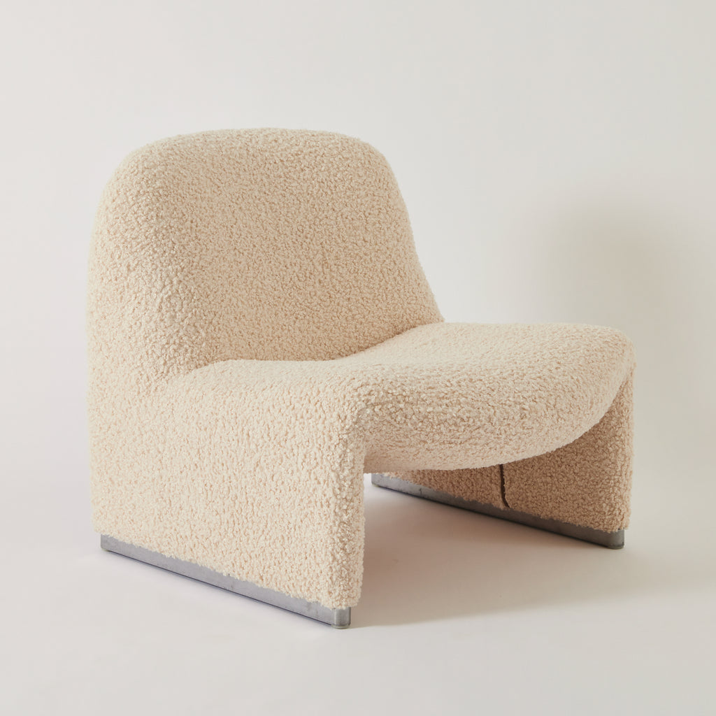 Giancarlo Piretti "Alky" Chairs, Vintage 1960s Boucle Shearling Lounge Chairs for Castelli, Set of 2