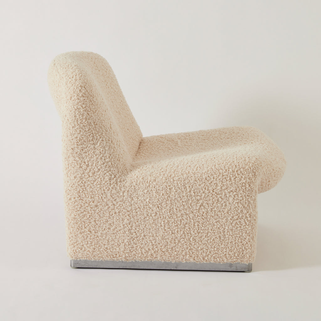 Giancarlo Piretti "Alky" Chairs, Vintage 1960s Boucle Shearling Lounge Chairs for Castelli, Set of 2