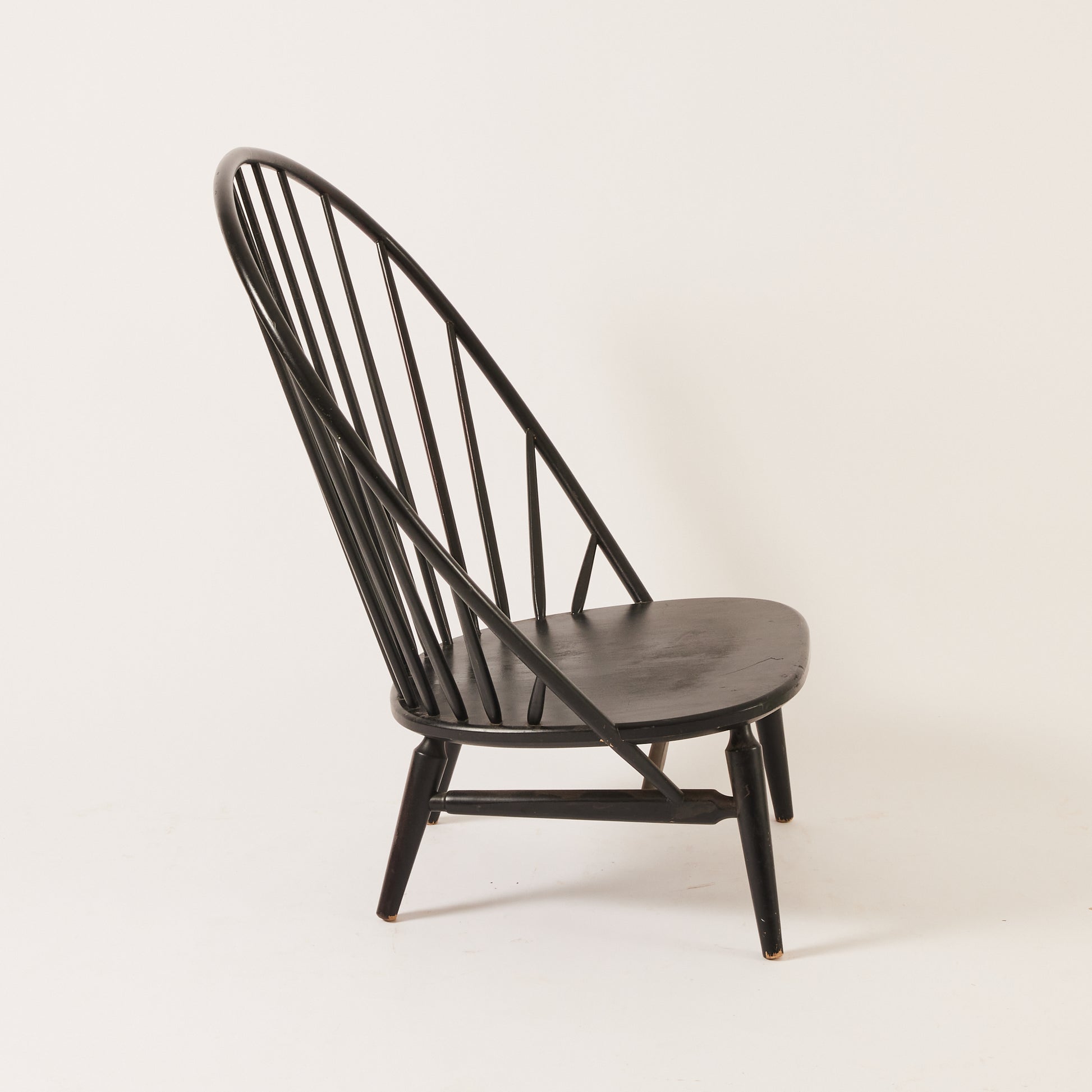 Sven Engström and Gunnar Myrstrand Bågen Lounge Chair, Mid 20th Century Vintage Black Lacquered Chair for Nässjö Stolfabrik