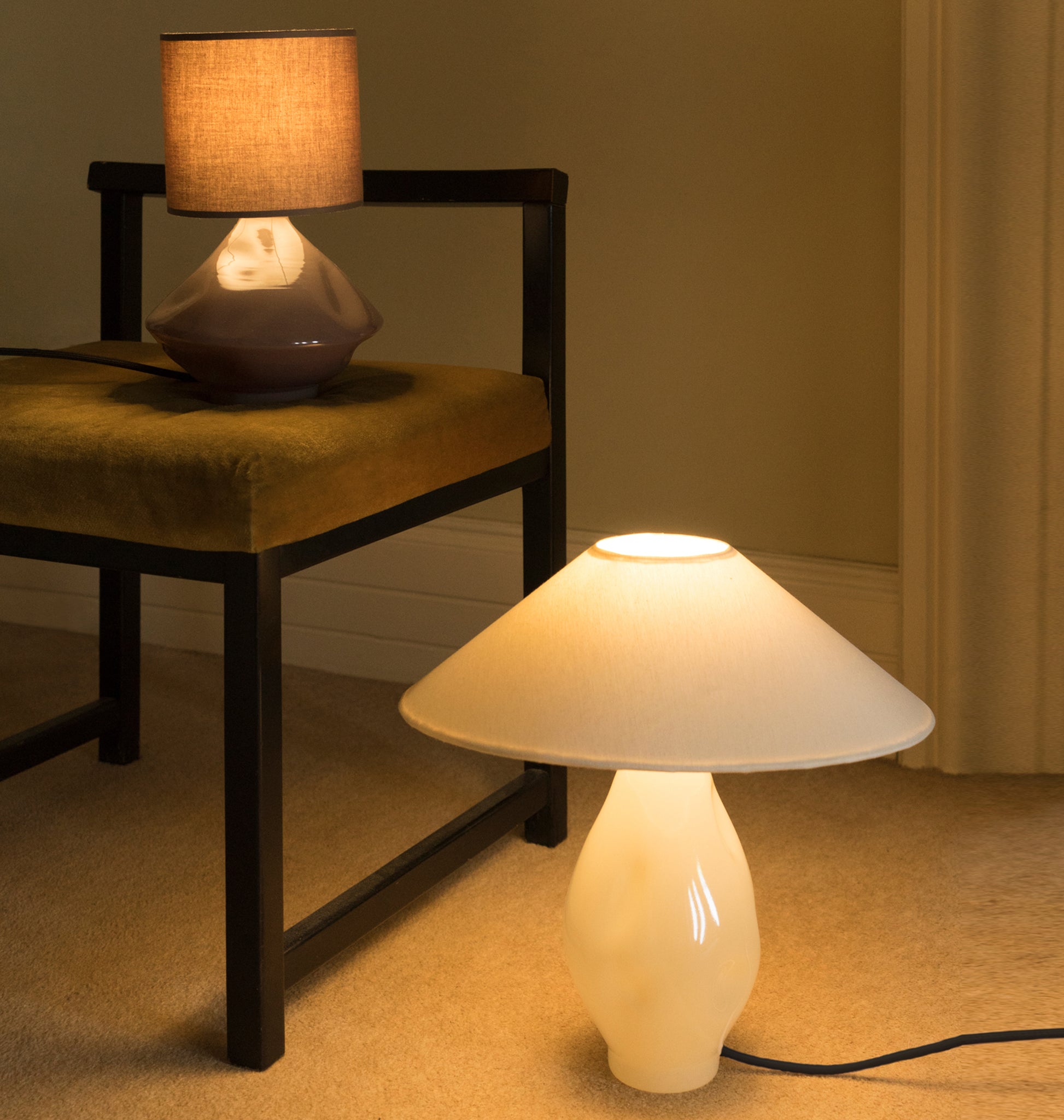 Beige Conical Glass Table Lamp by Los Objetos Decorativos