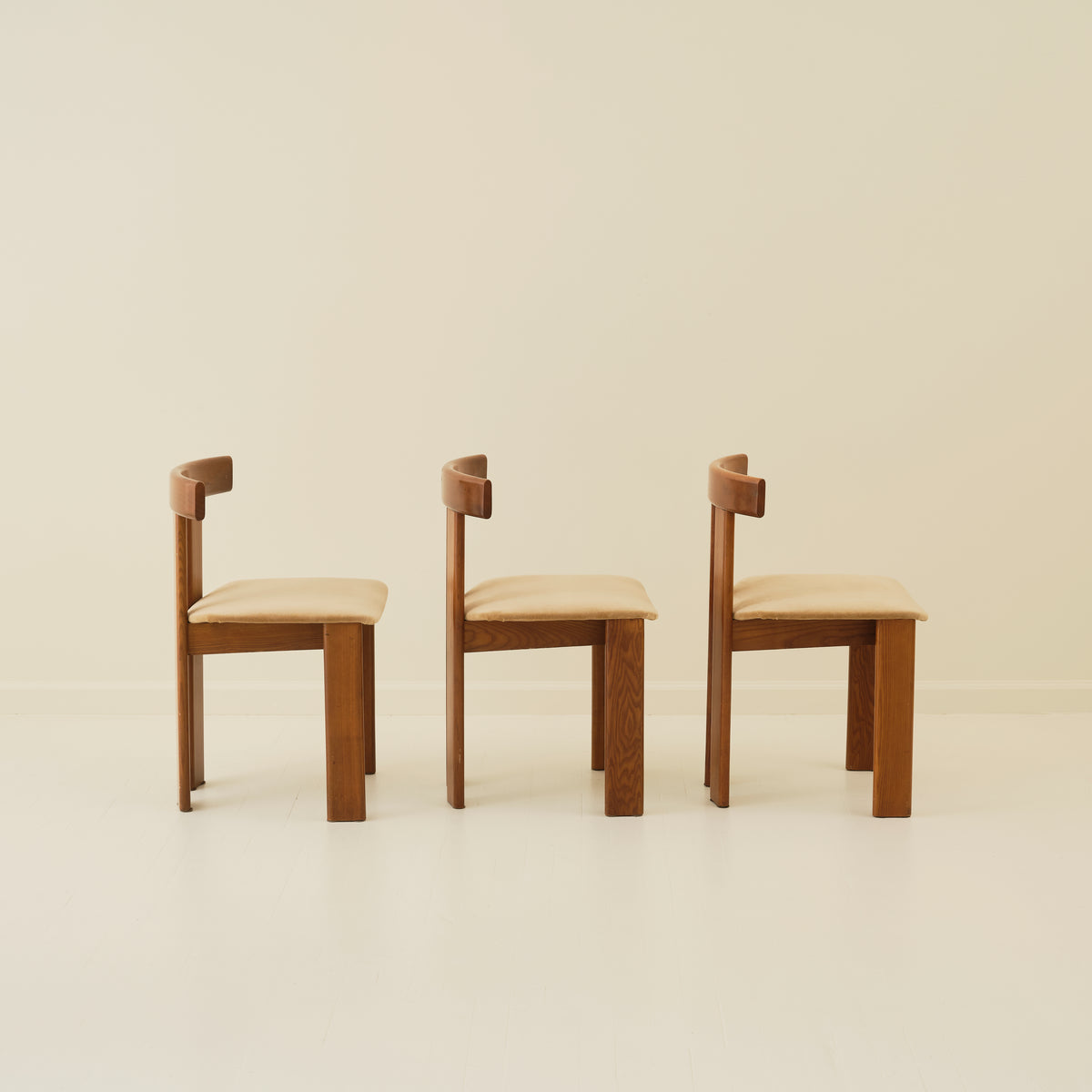 Luigi Vaghi Dining in Walnut, set of 6,  Italy 1960s