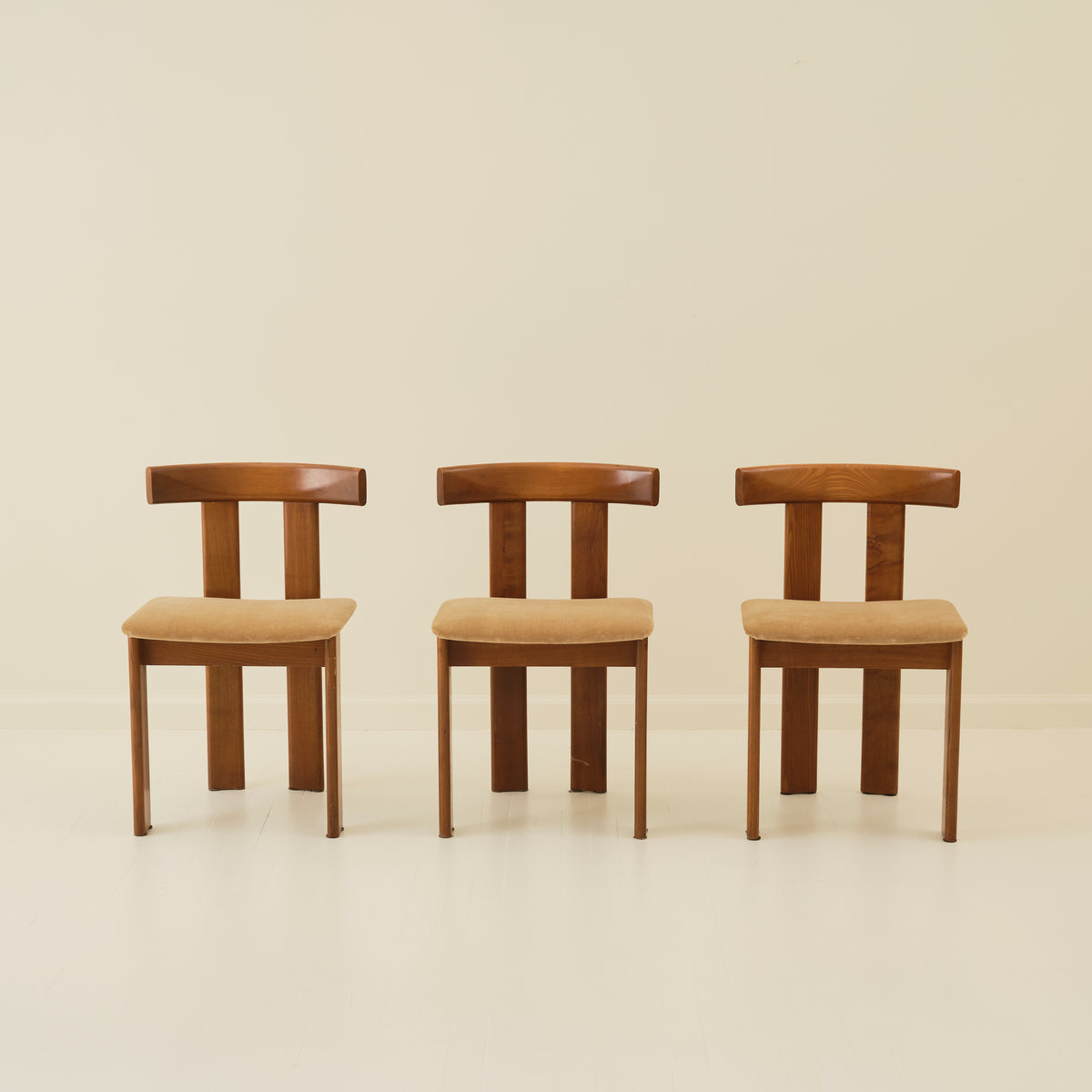 Luigi Vaghi Dining in Walnut, set of 6,  Italy 1960s