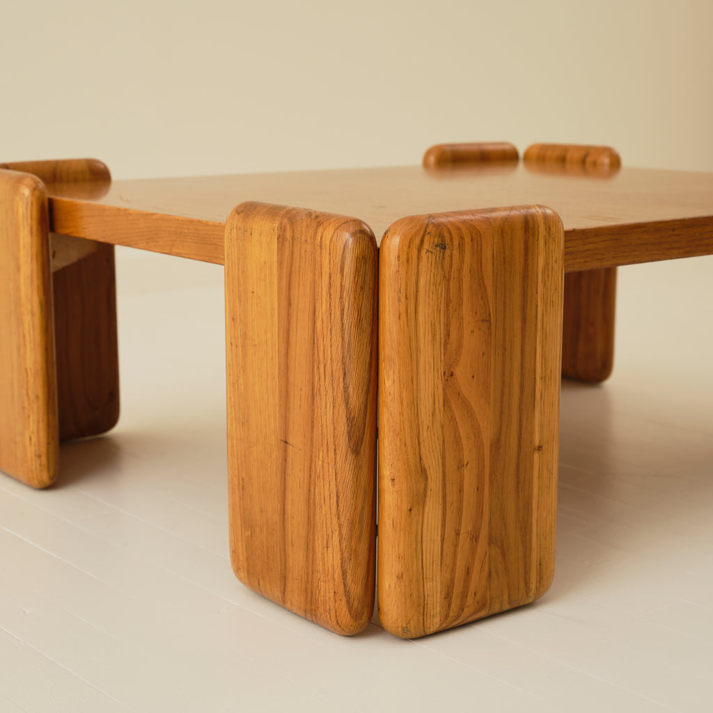 Mario Marenco "Sapporo" Mobilgirgi Solid Oak Coffee Table, 1970s