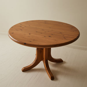 Rainer Daumiller Round Pine Dining Table, 1960's.