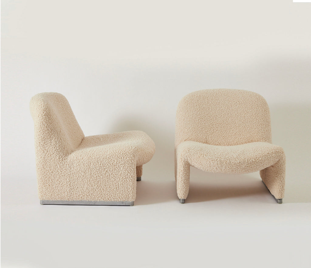 Giancarlo Piretti "Alky" Chairs, Vintage 1960s Boucle Shearling Lounge Chairs for Castelli, Set of 2