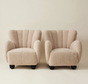 Danish Cabinetmaker Lounge Chairs in Ivory Shearling, 1940's, a pair