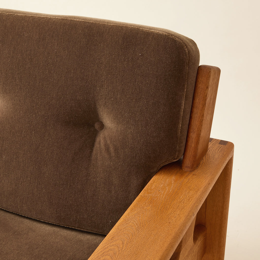 Esko Pajamies Oak "Bonanza" Lounge Chairs with Mohair Cushions, 1960s, a Pair
