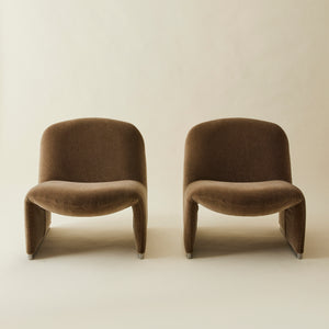 Giancarlo Piretti for Castelli "Alky" Mohair Lounge Chairs, 1960s
