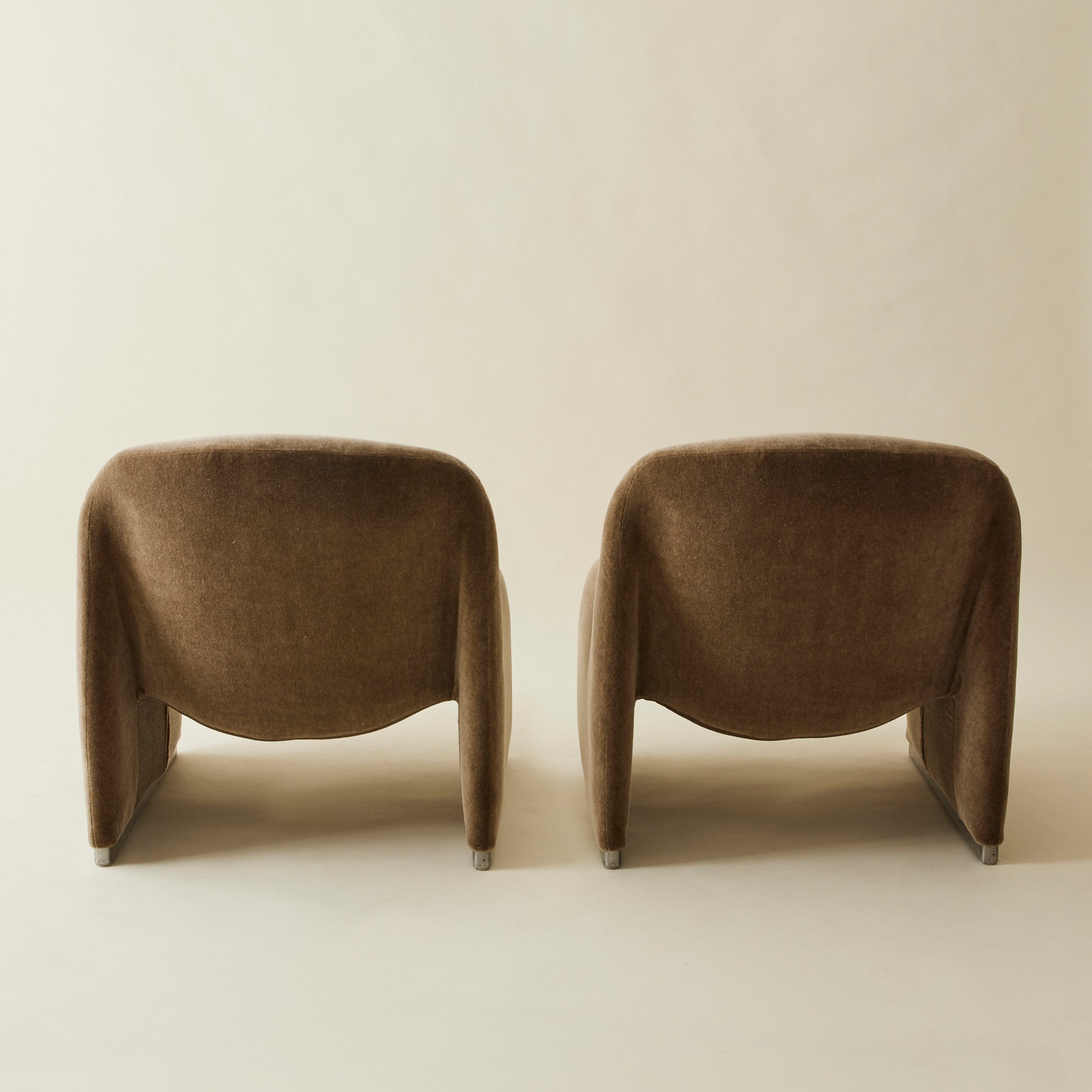 Giancarlo Piretti for Castelli "Alky" Mohair Lounge Chairs, 1960s