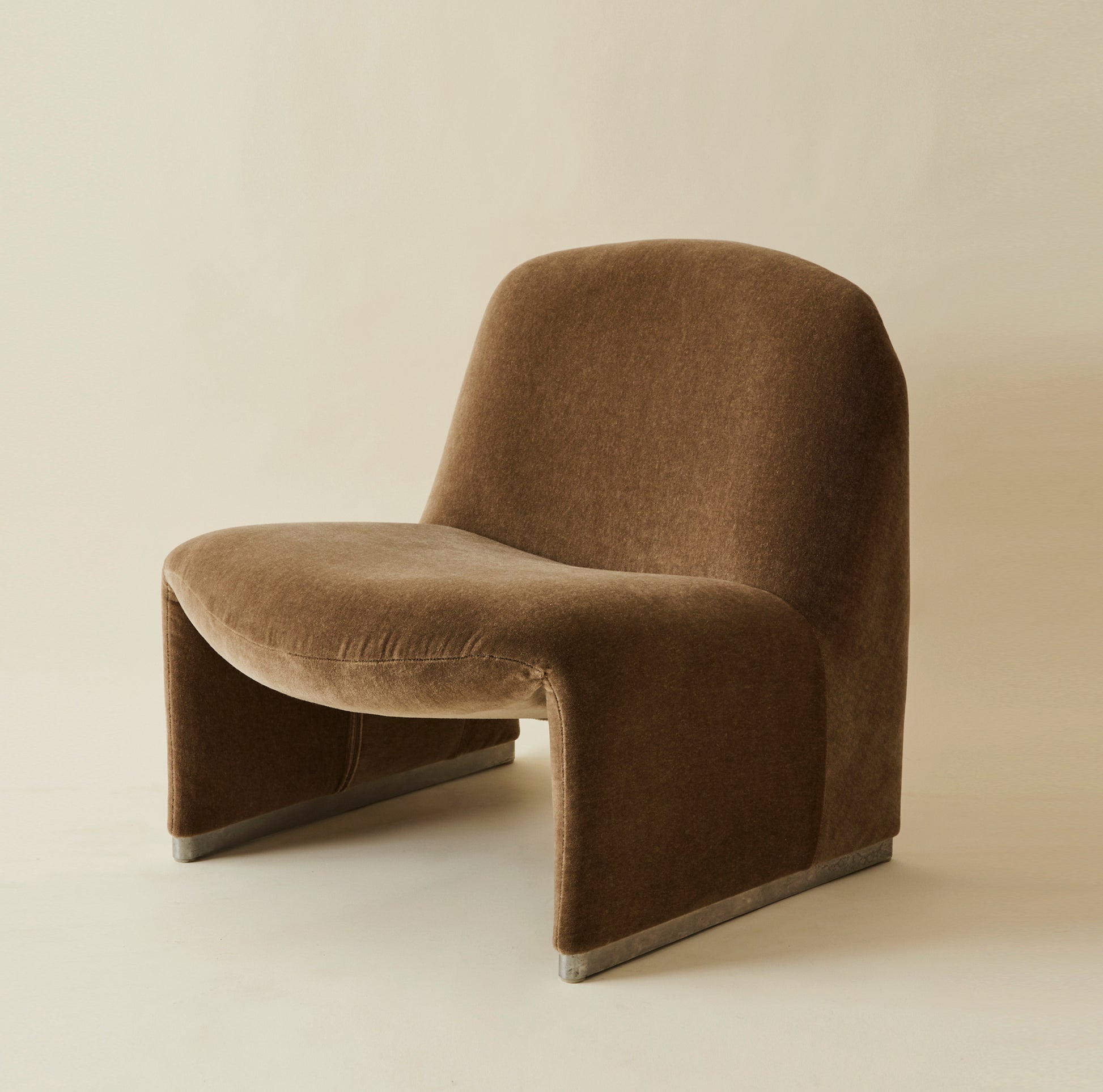 Giancarlo Piretti for Castelli "Alky" Mohair Lounge Chair, 1960s