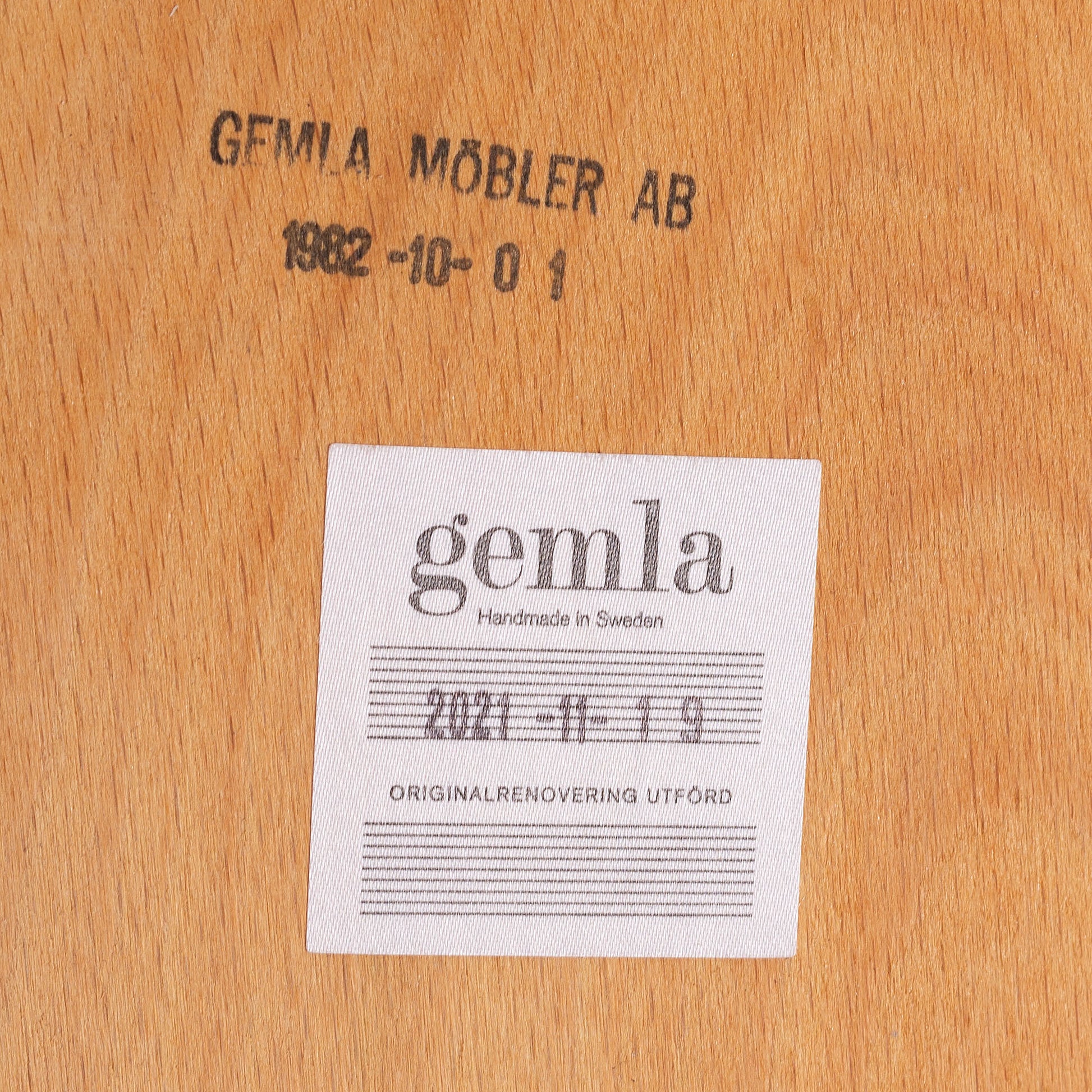 SOLD "Kaiser" chairs designed by Beata Heuman, Gemla, 2021